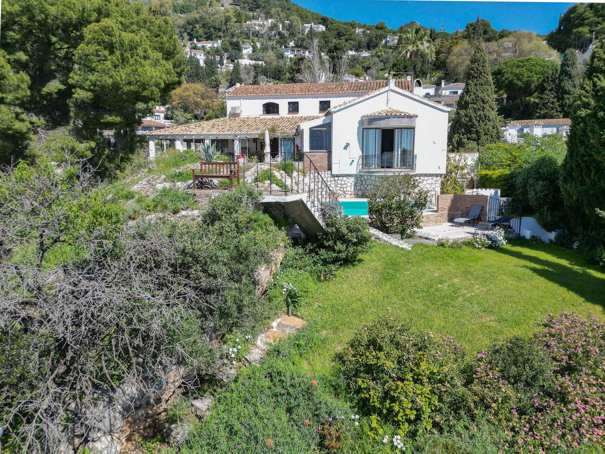 4-Bedroom Villa, Sea Views Mijas Pueblo